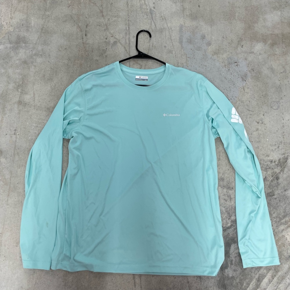 Columbia Men's Aqua Long Sleeve Tee